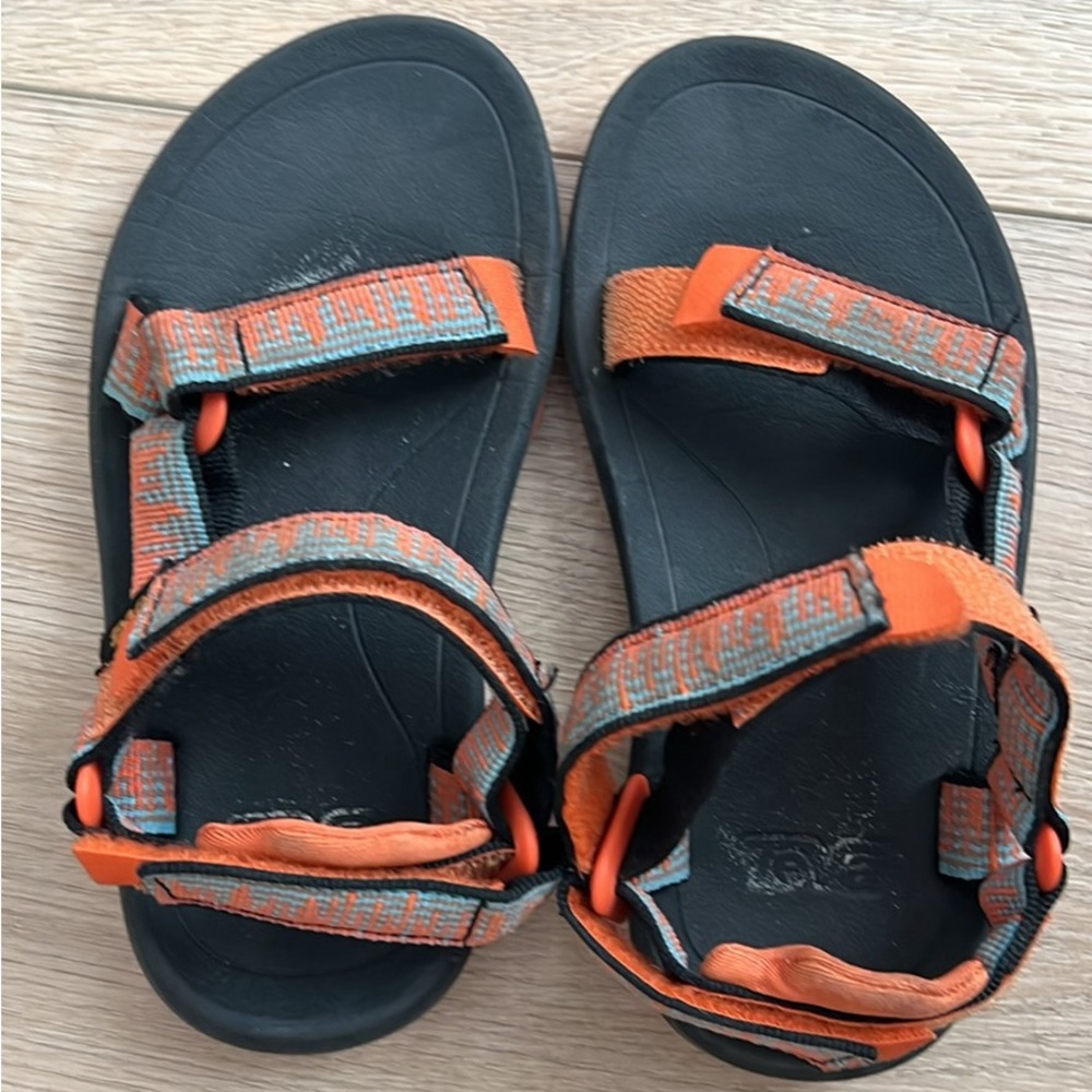 Teva Sandals (Little Boys, Size 11). Hurricane XLT 2